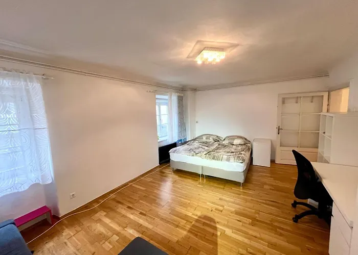 Jakomini Wohnung, Zentral, Post